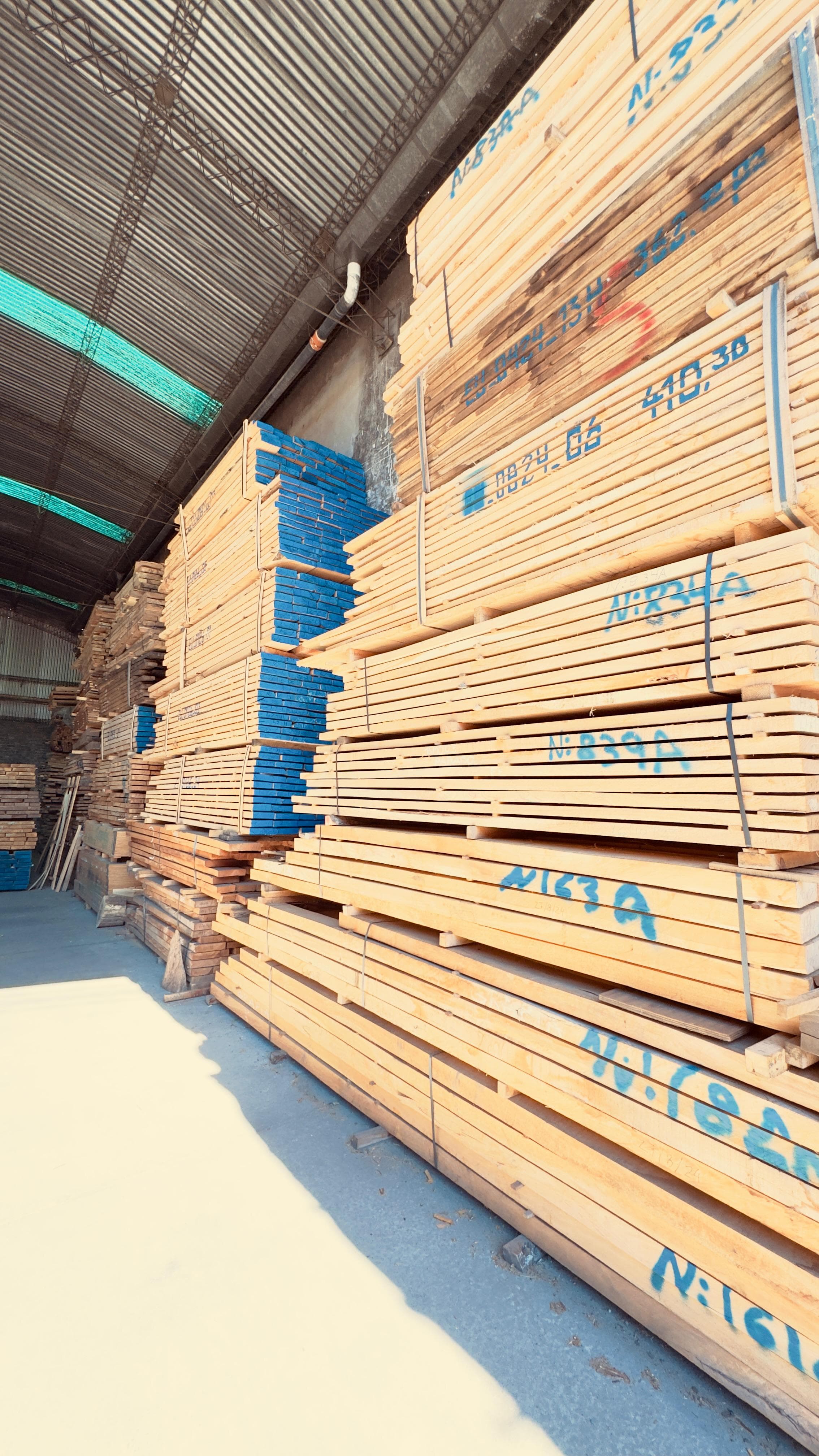 Maderas Macizas / Canteadas - miniatura 2